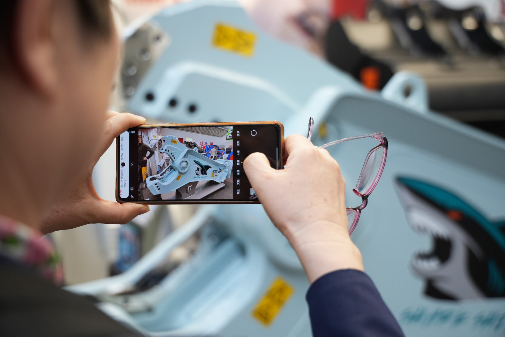 Trevi Benne SpA prsente la nouvelle cisaille CS 30 Shark Shear au salon Bauma