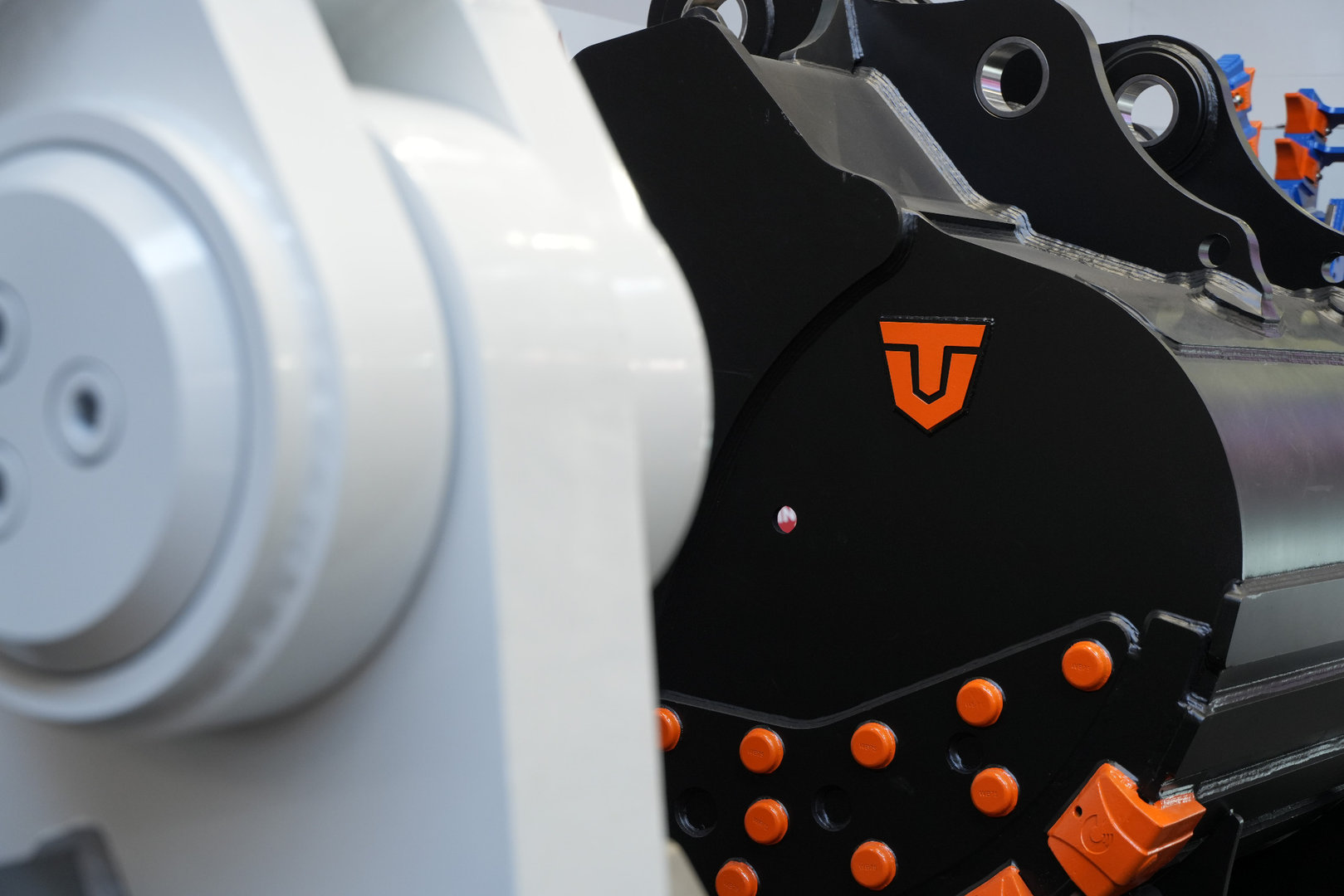 Trevi Benne SpA prsente la nouvelle cisaille CS 30 Shark Shear au salon Bauma